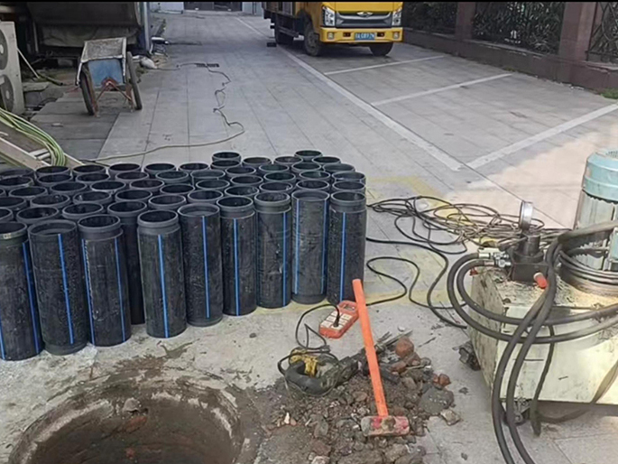 都昌PE置换管厂家 DN315置换管 非开挖管短管置换